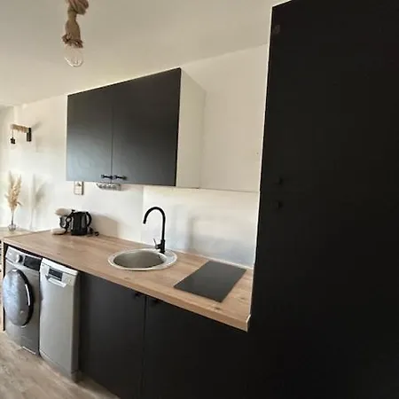 Apartment Port 2 Personnes 2 Enfants Vue Hippodrome Hyeres