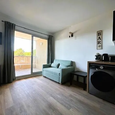 Apartment Port 2 Personnes 2 Enfants Vue Hippodrome